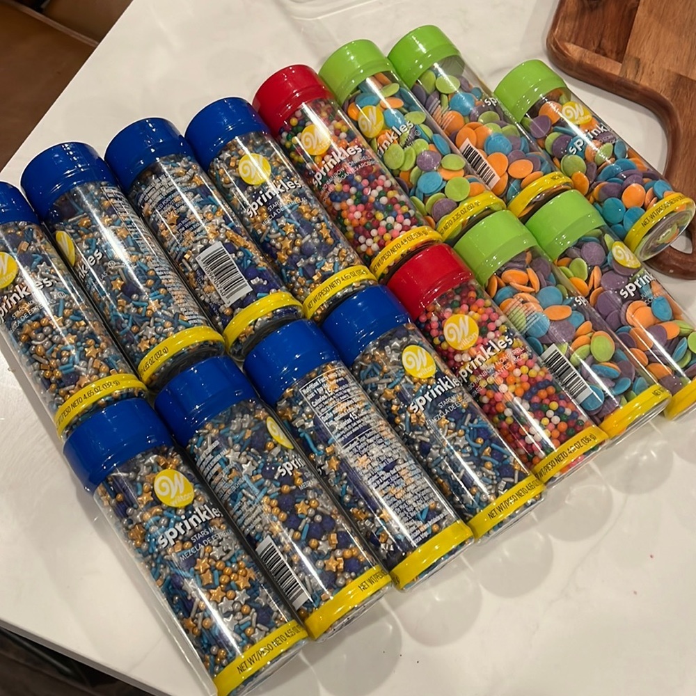 15 Wilton Multi-Color Sprinkles, NWT